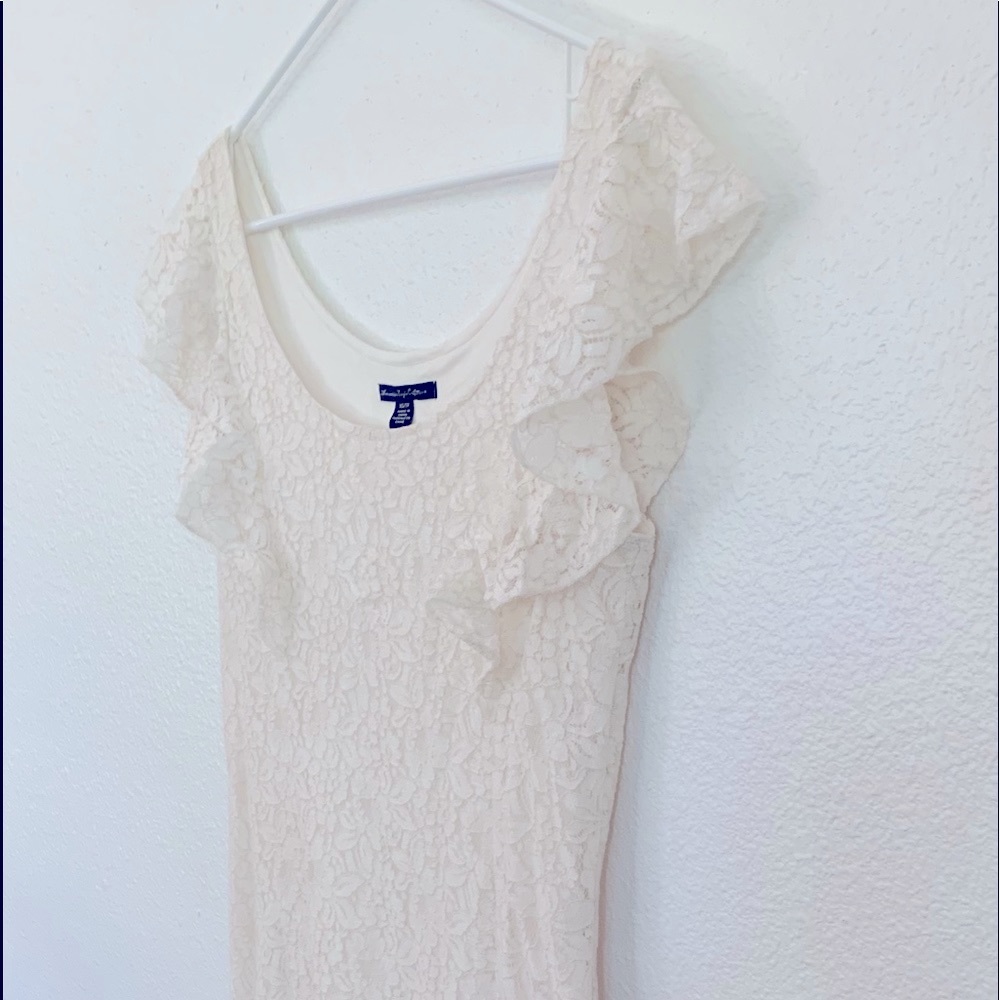 Flutter Lace Dress - Picture 2 of 8